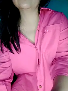 Emi-Gina's cam snapshot