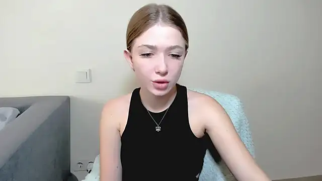 ElleLuv_'s cam snapshot