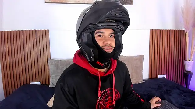 Jake_muller1's cam snapshot