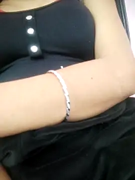 Sexy_najiya's cam snapshot