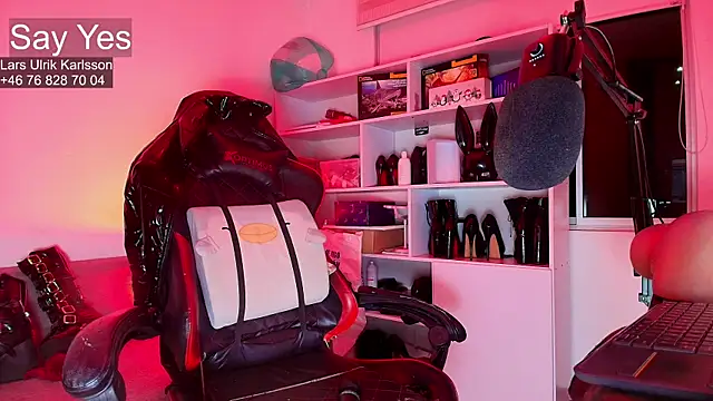 Miss_tentation's cam snapshot