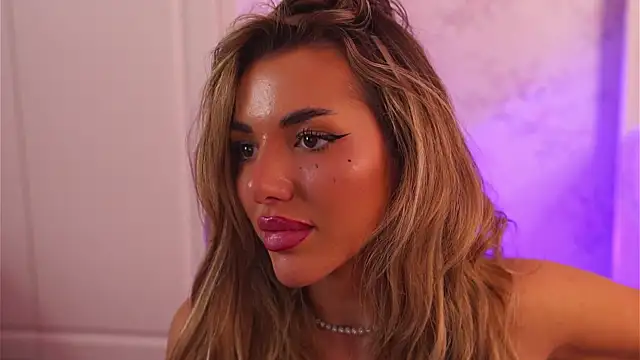 ClaraHazel's cam snapshot