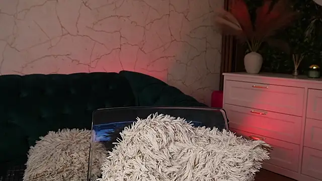 angel_wow_'s cam snapshot