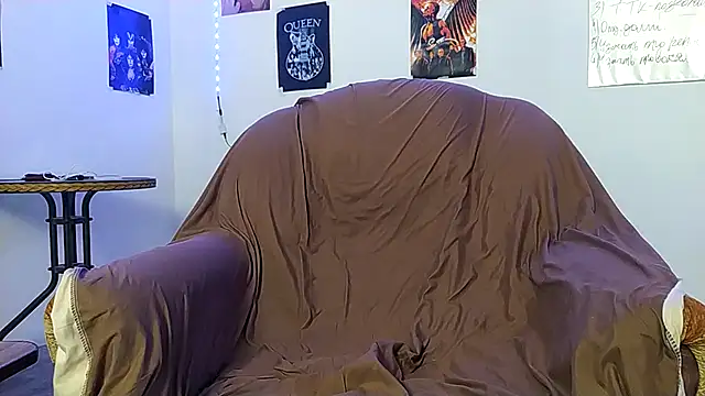 Huntall77's cam snapshot