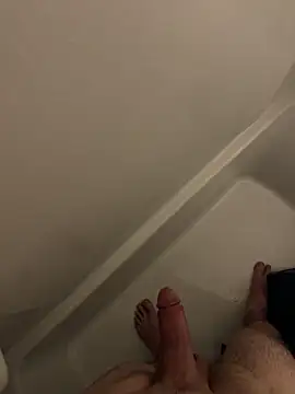 whiteknightt944's cam snapshot