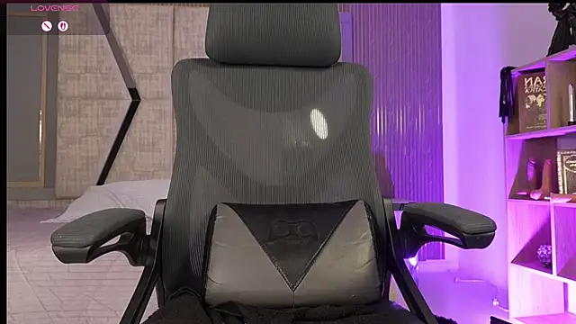 CleeoAdams_'s cam snapshot