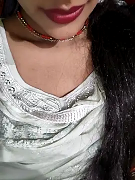 Eshwari_Chopra's cam snapshot