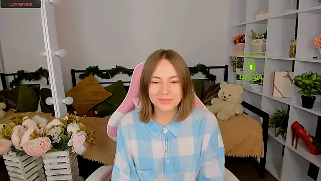 Elma_Lily's cam snapshot