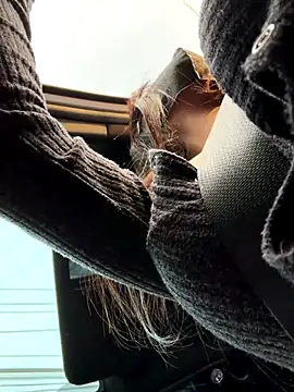 Linh_2004 live sex cam