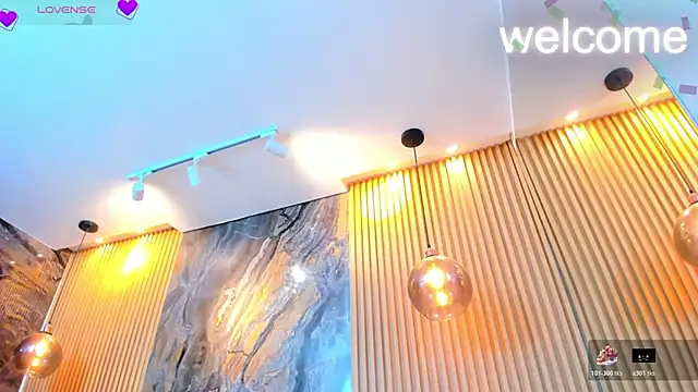 ella_harper's cam snapshot