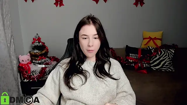 MoonShineShine's cam snapshot