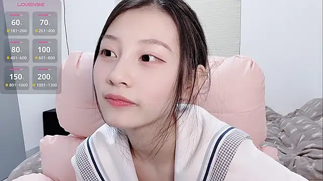 lris-Beauty live sex cam