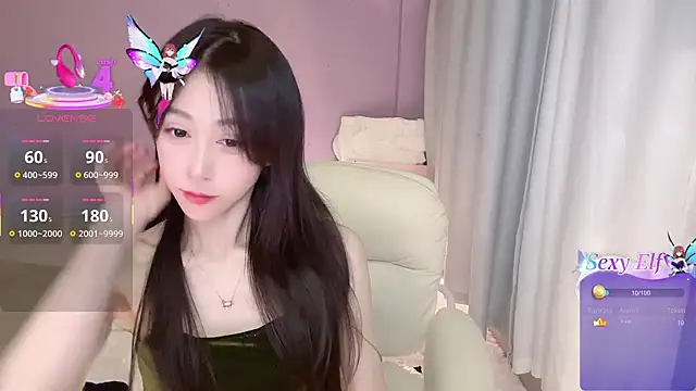 Fayebae_11's cam snapshot