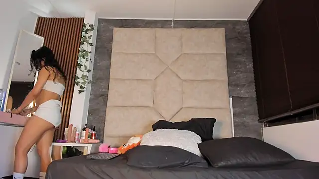 Liia_Leens's cam snapshot