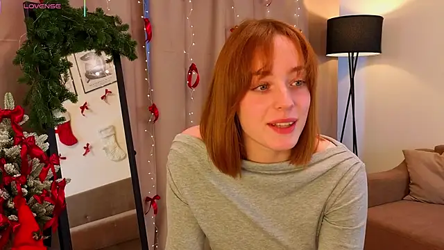 LucreciaAsters's cam snapshot