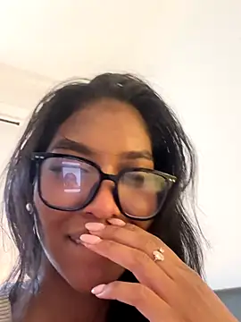 IamCrystal2's cam snapshot