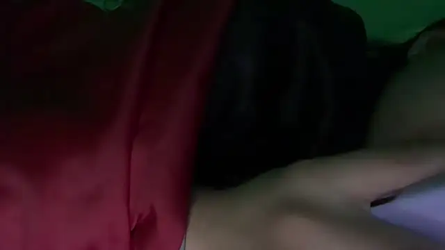 tinydaisy21's cam snapshot