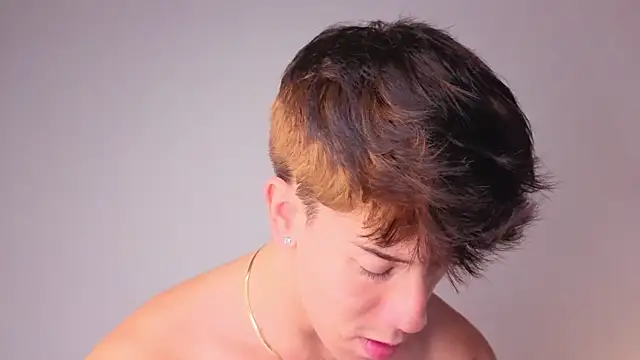 maxxcooper1 live sex cam