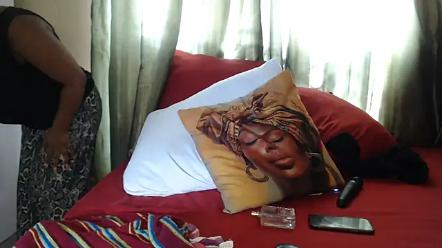 Foxybrownxx1's cam snapshot