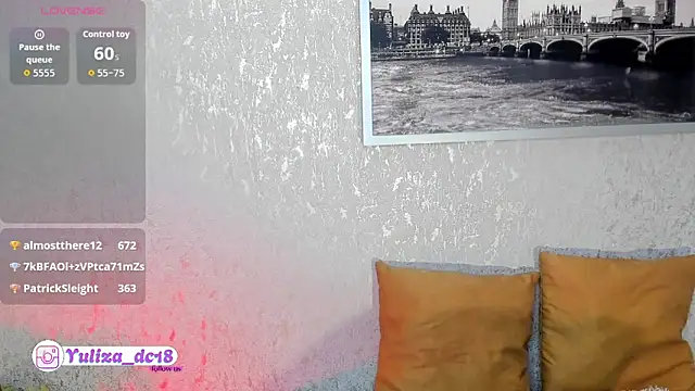 Luxury_Woman's cam snapshot