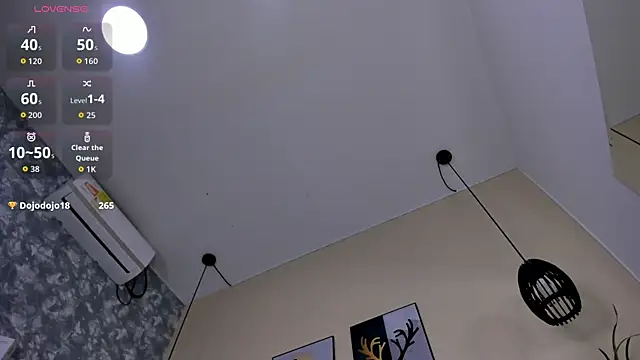 EmillyHarper_'s cam snapshot