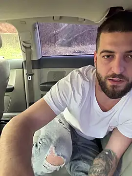 Pablo_Hornyguy95 live sex cam