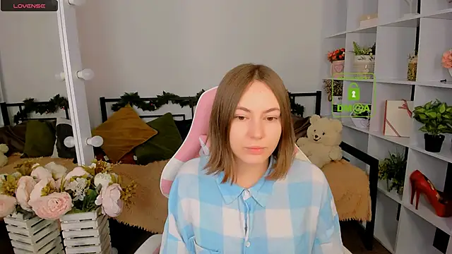 Elma_Lily's cam snapshot