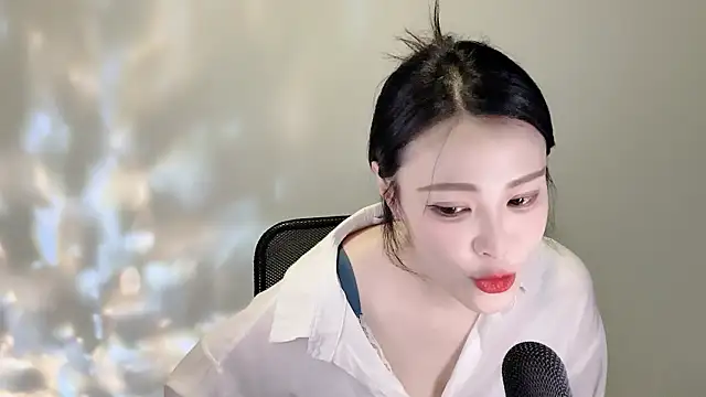 Amy-Miao-Miao-36C-171's cam snapshot