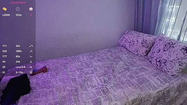 HedyContras's cam snapshot