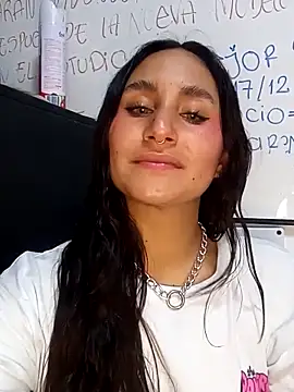 Akane_hot_'s cam snapshot