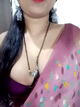 Aradhna_08's cam snapshot