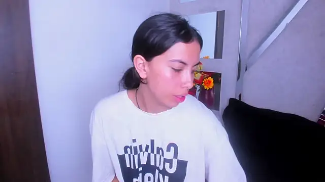 Alana_Hotterr live sex cam