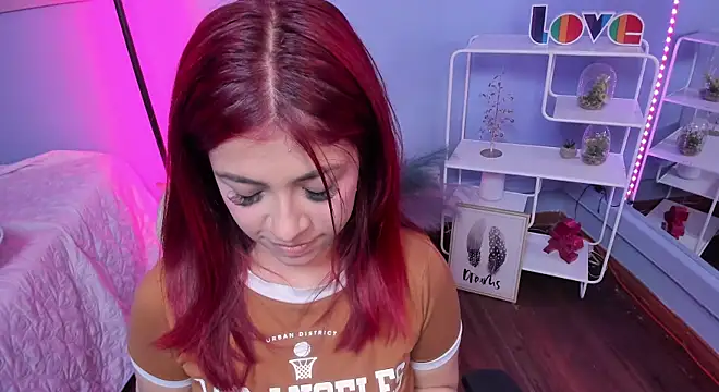 KathiaSaenz_'s cam snapshot