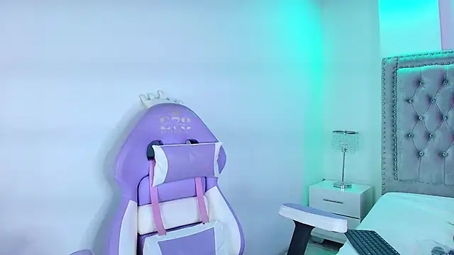 Lia_adamsss's cam snapshot