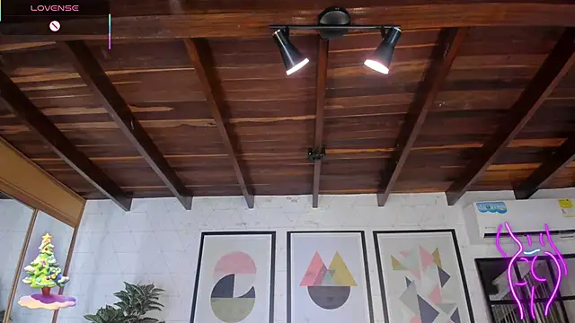 MiaKay1's cam snapshot