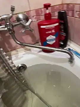 ZlatoslavaLo live sex cam