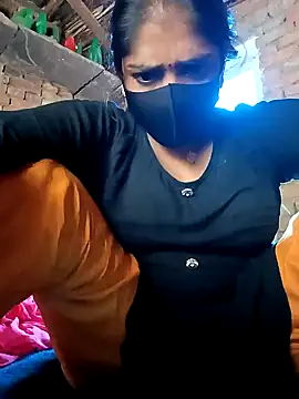 hemayadav111's cam snapshot