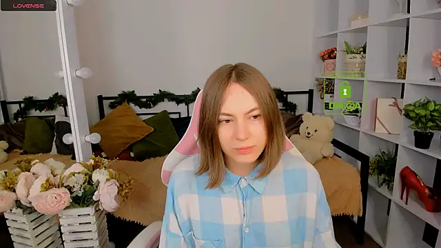 Elma_Lily's cam snapshot