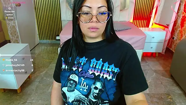 martinna_tay's cam snapshot