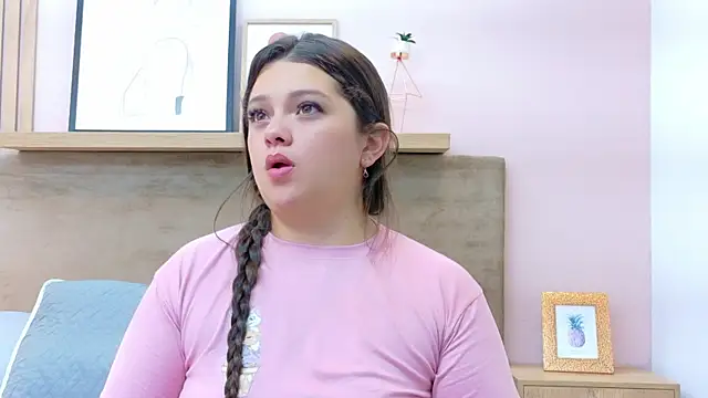 Tessa_Stone's cam snapshot