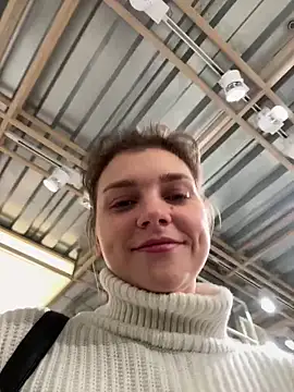 ValenciaShock live sex cam