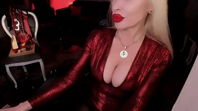 FinDomGod's cam snapshot