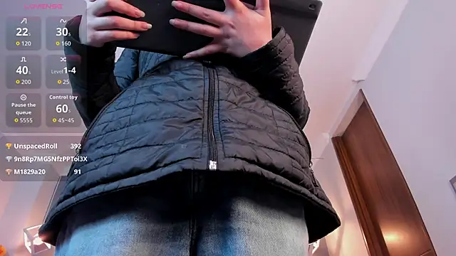 Nina_Ford's cam snapshot