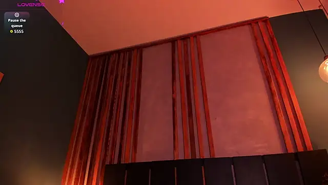 lara_madisson's cam snapshot