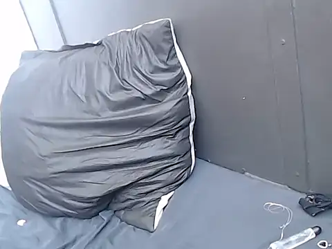 punkieboobs1's cam snapshot