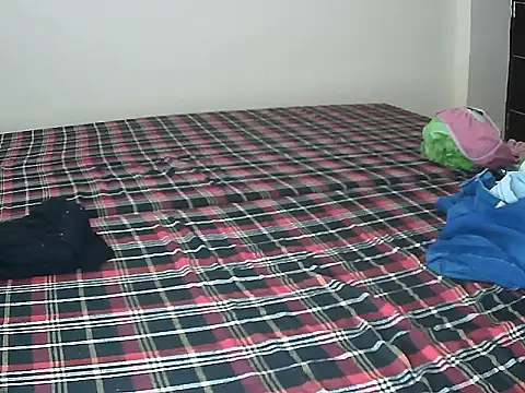 Punjab_kudi's cam snapshot