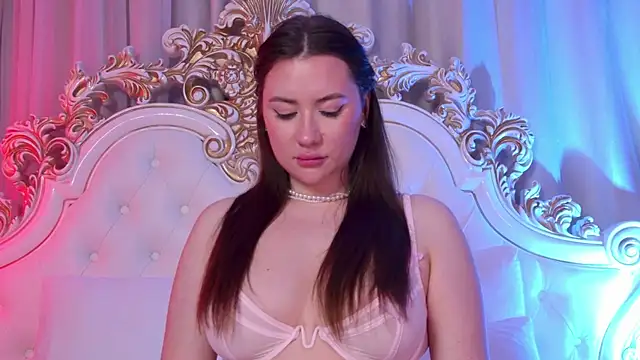 MeganStrain's cam snapshot