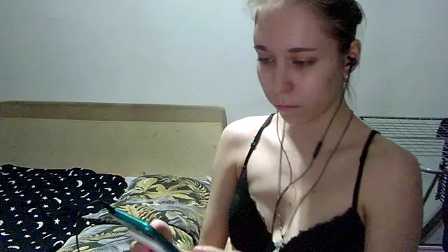 Annette_meow1's cam snapshot