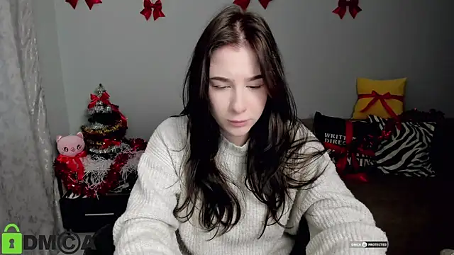 MoonShineShine's cam snapshot