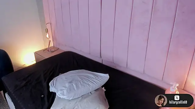 Hillary_Collins1's cam snapshot